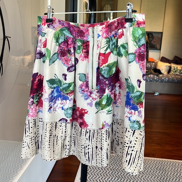 JIGSAW SKIRT - US 4 - Very Good Condition - Picture 2 of 3